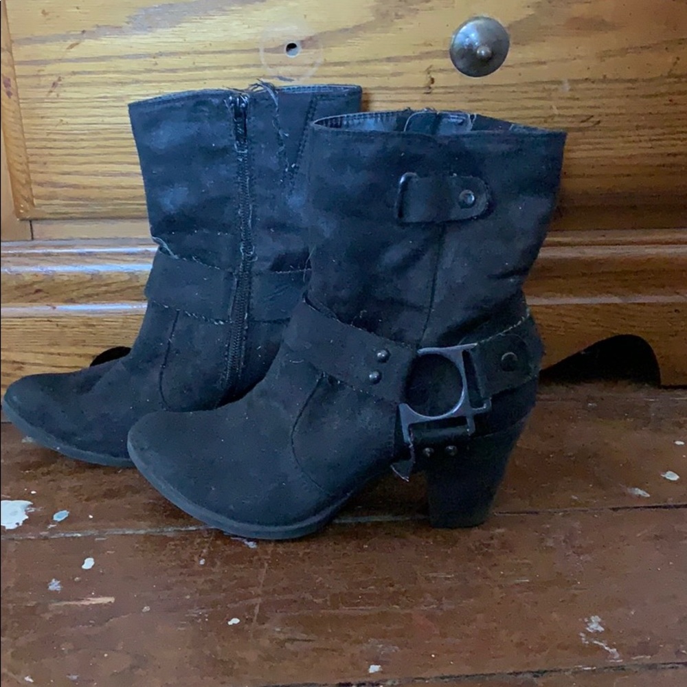 Ankle boots